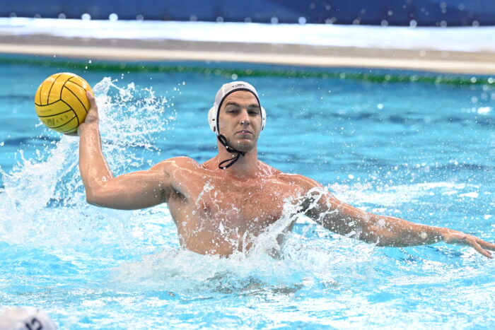 Nikola Jakšić obnovio povredu lakta Plivački i vaterpolo klub Novi